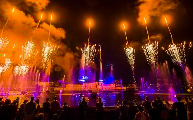 Electric Ocean Fireworks