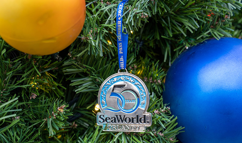 SeaWorld Holiday Ornament