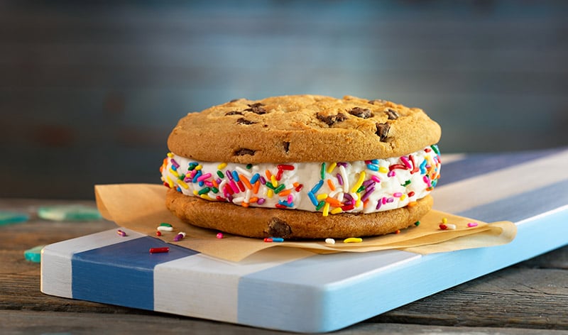 Cookie sandwich
