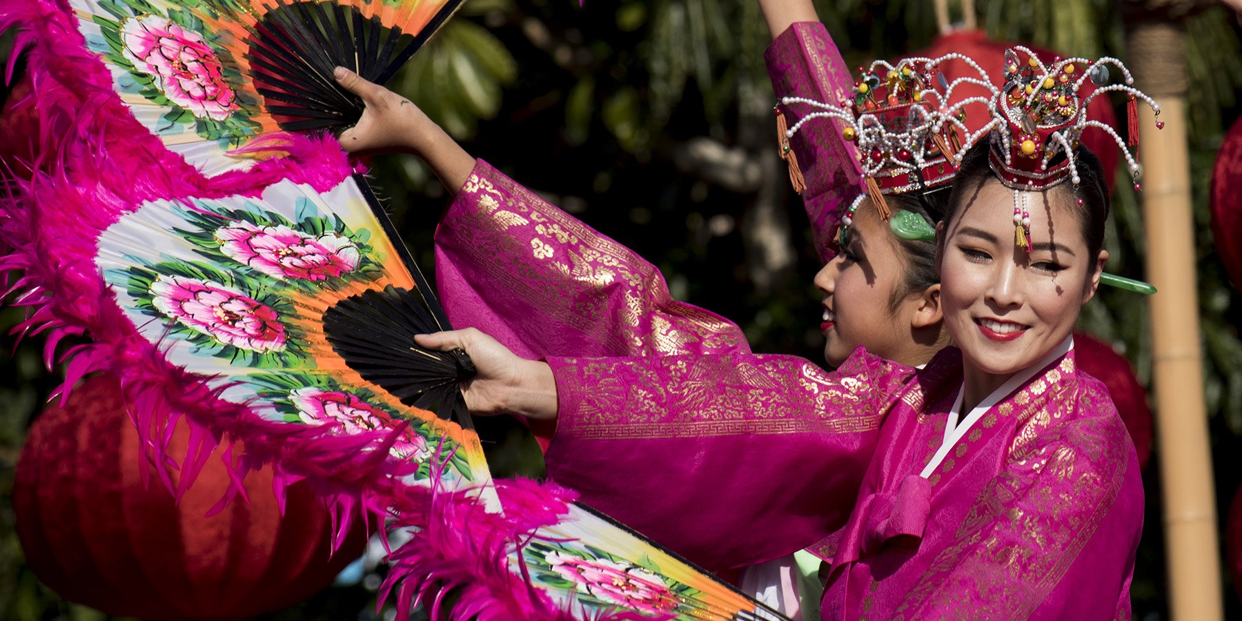 Lunar New Year at SeaWorld performers